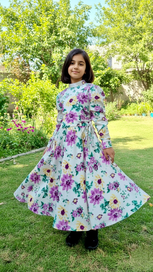 Beautiful Side Knot Puff Sleeves Frock.